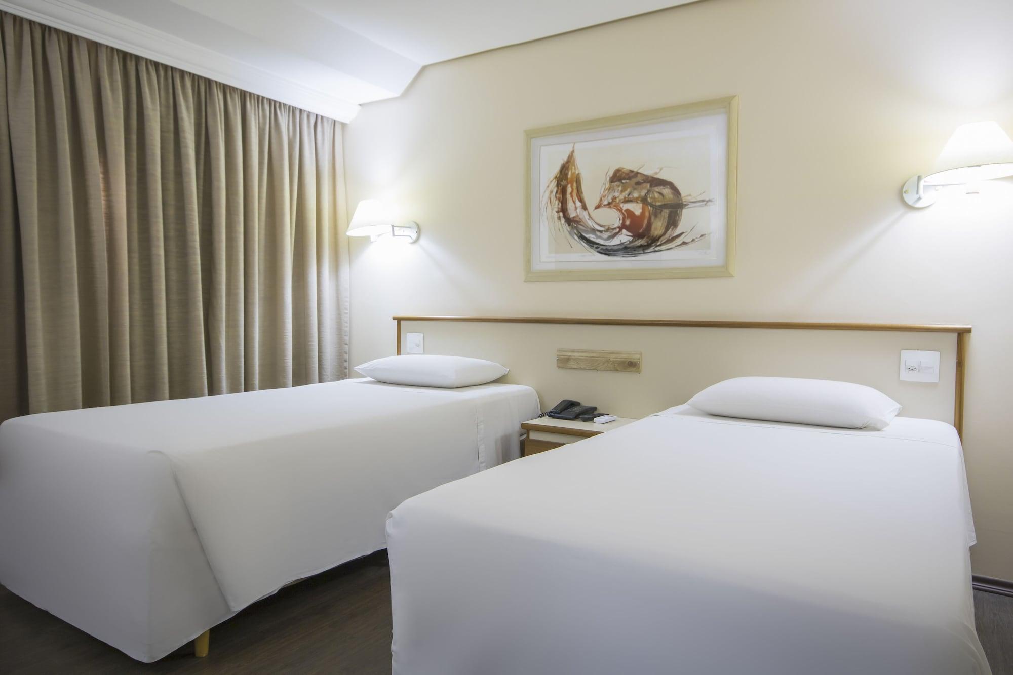 Dan By Nacional Hotel 3*